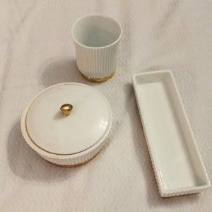 Estée Lauder 2006 year 3 piece vanity set